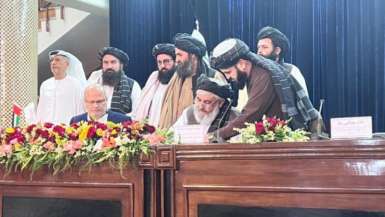 طالبان تبرم اتفاقية مع الإمارات بشأن أمن 4 مطارات أفغانية