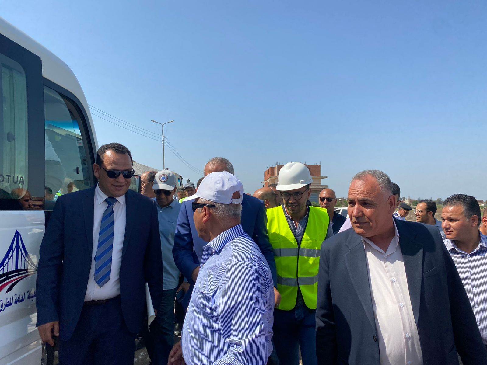 بمشاركة النائب يونس عبد الرازق...وزير النقل يتفقد أعمال إنشاء طريق دسوق الجديد