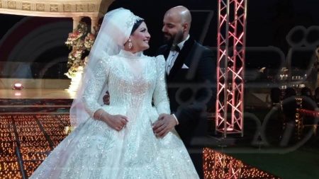 أسرة مصر24تهنيء العروسين«حازم ونورا» بمناسبة الزواج السعيد