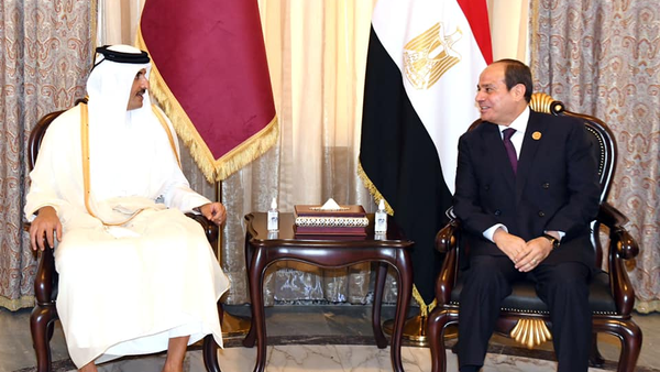 أمير قطر يزور مصر.. ويبحث مع السيسي قضايا إقليمية