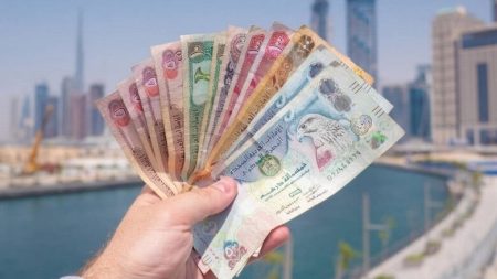 سعر الدرهم الإماراتي اليوم الأربعاء 28-9-2022 في مستهل تعاملات البنوك