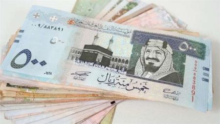سعر الريال السعودي اليوم الاربعاء 10-8-2022 في مستهل تعاملات البنوك