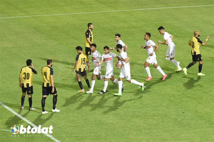 اتحاد الكرة يعلن حكم مباراة الزمالك والمقاولون العرب في الدوري