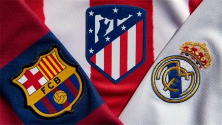 ريال مدريد وأتلتيكو يتنافسان على موهوب برشلونة السابق
