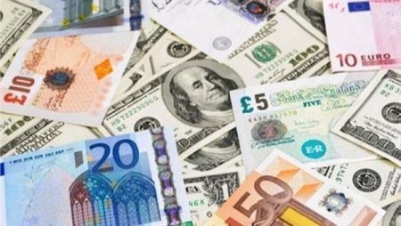 أسعار العملات العربية والأجنبية اليوم الأربعاء 10 -8 -2022 بختام التعاملات
