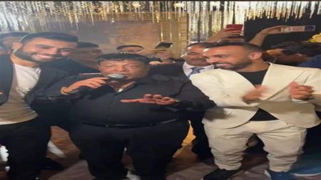 "البيج" يسيطر على إطلالات رباعي الأهلي في حفل زفاف بالإسكندرية (فيديو وصور)
