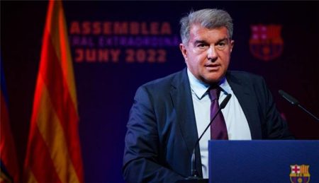 برشلونة يواجه مشاكل في تفعيل الرافعة الرابعة تمنعه من تسجيل التعاقدات الجديدة