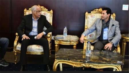 اتحاد الكرة يهنئ أشرف صبحي بعد استمراره في منصبه وزيراً للرياضة