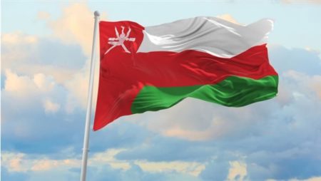 فيتش ترفع التصنيف الائتماني لسلطنة عمان إلى BB مع نظرة مستقبلية مستقرة