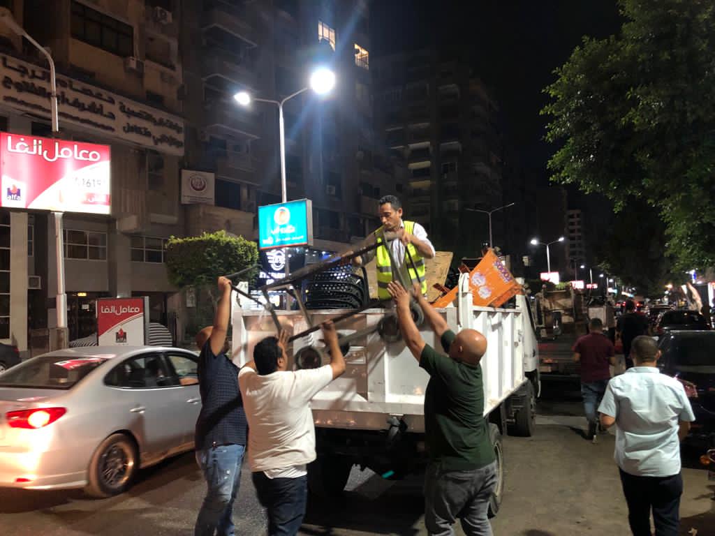 تحرير عدد 6 محاضر الفتح بعد المواعيد المقررة ورفع 733 إشغال من المقاهي والمحلات 13 تحرير عدد 6 محاضر الفتح بعد المواعيد المقررة ورفع 733 إشغال من المقاهي والمحلات
