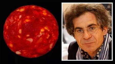 عالم فيزياء فرنسي يحول نقانق إلى نجم فضائي.. ما حقيقة الحيلة؟