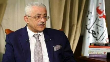 مديرية التعليم بالجيزة ترد على أزمة تأشيرات طارق شوقي