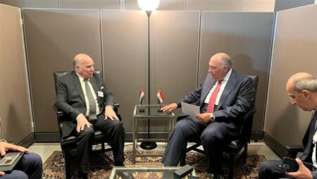 وزير الخارجية يلتقي نظيره العراقي على هامش أعمال الجمعية العامة للأمم المتحدة بنيويورك