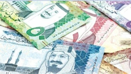 ارتفاع سعر الريال السعودي بختام تعاملات اليوم الإثنين 26-9-2022 في البنوك
