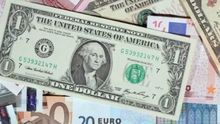 تباين أسعار العملات الأجنبية في بداية تعاملات اليوم الخميس 29 سبتمبر 2022