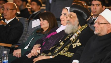 وزيرة الهجرة تشهد احتفالية "بنت الملك" | صور