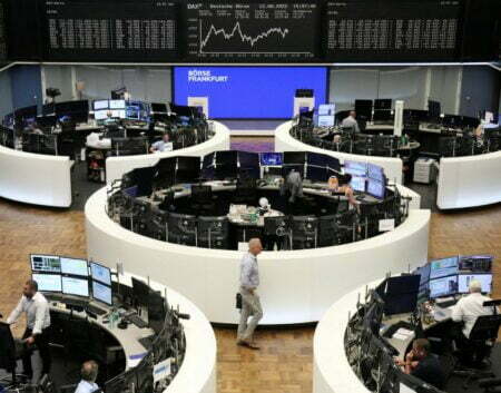 الأسهم الأوروبية ترتفع.. وستوكس 600 يغلق عند 440.8 نقطة