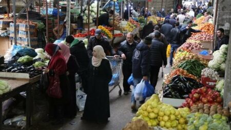 أسعار الخضروات والفاكهة اليوم الأحد 25 ديسمبر 2022 في الأسواق