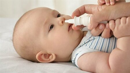 طبيب: زيادة الأمراض التنفسية لدى الأطفال هذا العام بمعدلات أكبر من الأعوام السابقة