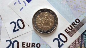 ارتفاع سعر اليورو اليوم الإثنين 28-11-2022 في ختام التعاملات
