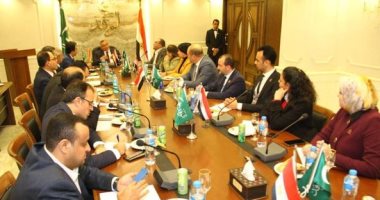 "التنسيقية" تلتقى قيادات حزب الوفد للنقاش حول قضايا الحوار الوطنى
