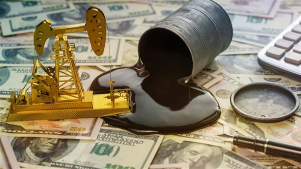 تراجع أسعار النفط بعد صعود الدولار