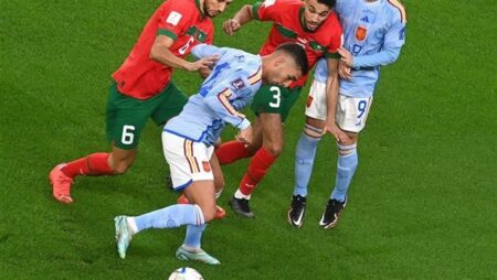 كأس العالم 2022| 60 دقيقة.. التعادل السلبي يسيطر على لقاء المغرب وإسبانيا