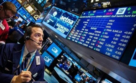 الهبوط يسيطر على مؤشرات الأسهم الأمريكية عند الإغلاق وسط قلق بشأن الركود