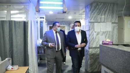 “وزير الصحة” يوجه برفع كفاءة مستشفيي المنيرة وأحمد ماهر