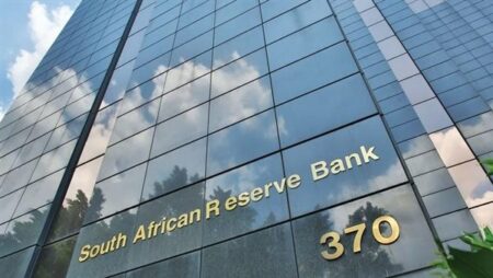 البنك المركزي في جنوب أفريقيا يرفع سعر الفائدة إلى 7.25%