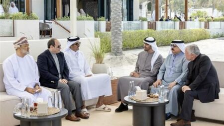 الرئيس السيسي يشارك في قمة أبو ظبي