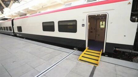 أسعار تذاكر قطارات تالجو الإسبانية للمصريين والأجانب