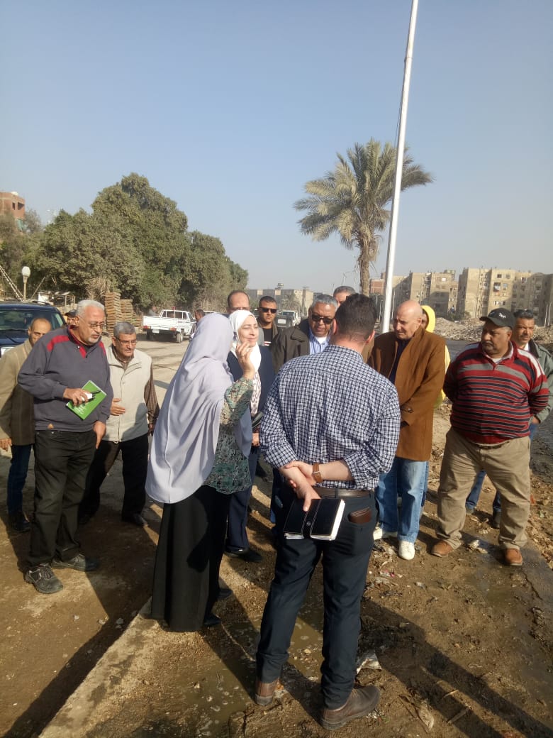 نائبة محافظ القاهرة توجه بحل أزمة شارع حفني أبو جبل بحلوان