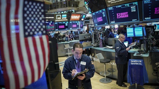 الأسهم الأمريكية تتراجع عند الإغلاق.. وداو جونز يهبط 339 نقطة