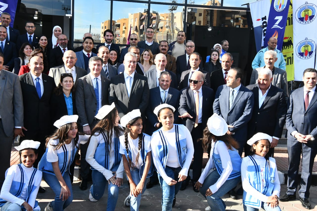 وزير البترول يتفقد عددا من مشروعات التنمية المجتمعية لدعم أهالي بورسعيد 5 وزير البترول يتفقد عددا من مشروعات التنمية المجتمعية لدعم أهالي بورسعيد