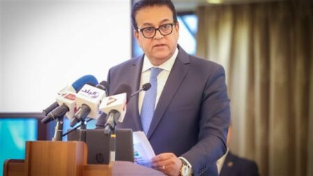 الصحة: إطلاق أول برنامج تدريب نوعي لأطباء الطوارئ والرعاية بمستشفى شرق بالإسكندرية