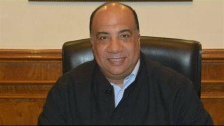 عضو مجلس إدارة الاتحاد السكندري يطالب أعضاء الجمعية العمومية بتغيير اللائحة لاستمرار محمد مصيلحي