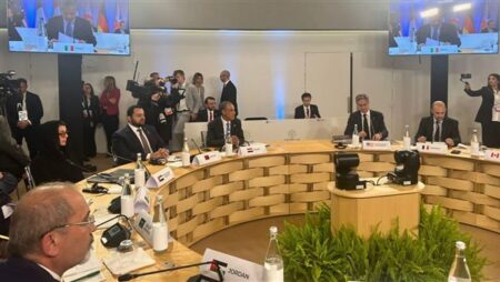 بدر عبد العاطي يشارك باجتماع وزراء خارجية "G7" بإيطاليا