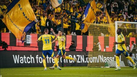 رونالدو يواصل هوايته المفضلة ويقود النصر لفوز على ضمك بالدوري السعودي
