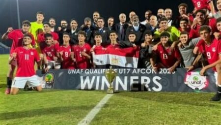 وزير الشباب يهنئ منتخب مصر للناشئين لفوزه بدورة شمال أفريقيا