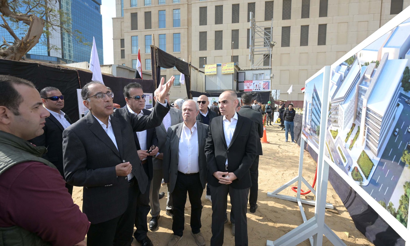 رئيس الوزراء يتفقد مشروع إنشاء مستشفى بولاق أبو العلا العام الجديد.. صور 3 رئيس الوزراء يتفقد مشروع إنشاء مستشفى بولاق أبو العلا العام الجديد.. صور