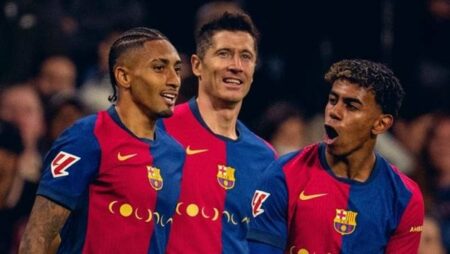 تشكيل برشلونة الرسمي لمواجهة بريست في دوري أبطال أوروبا