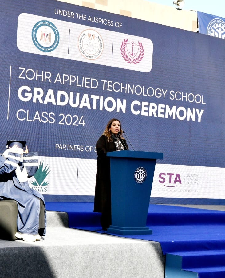 وزيرا البترول والتعليم يشهدان تخرج الدفعة الأولى من خريجى مدرسة ظٌهر للتكنولوجيا التطبيقية 3 وزيرا البترول والتعليم يشهدان تخرج الدفعة الأولى من خريجى مدرسة ظٌهر للتكنولوجيا التطبيقية