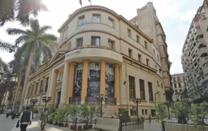 مشتريات المصريين تدعم إغلاق البورصة المصرية على أداء صاعد