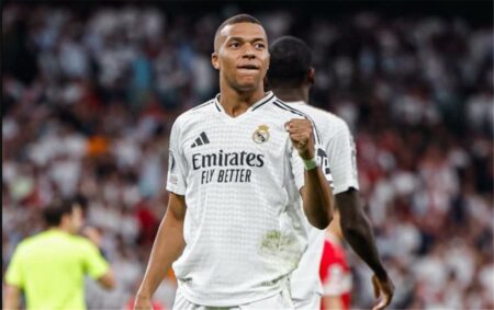 فيديو | بشكل رائع.. مبابي يسجل هدف ريال مدريد الثاني أمام خيتافي