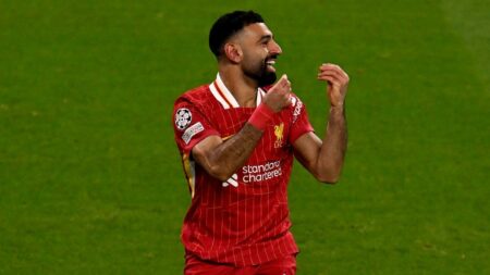 ذا أثلتيك: الجميع فائزون.. محمد صلاح يمنح حلًا سحريًا لـ ليفربول بشأن مستقبله