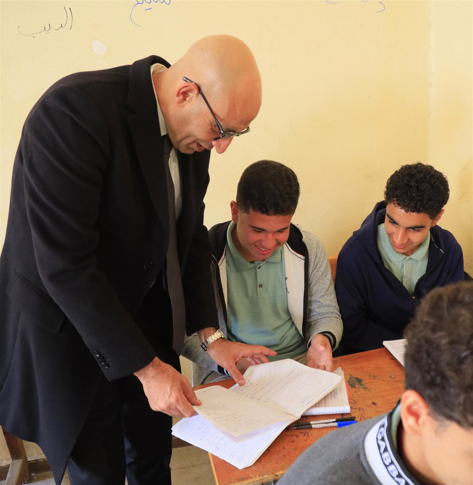 وزير التربية والتعليم يوجه بمتابعة مدرسة وإرسال لجان لها بشكل يومي.. ما السبب؟ 1 وزير التربية والتعليم يوجه بمتابعة مدرسة وإرسال لجان لها بشكل يومي.. ما السبب؟