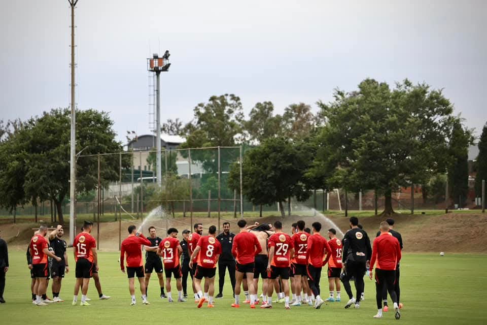كواليس التدريب الأول للأهلي في جنوب إفريقيا 5 كواليس التدريب الأول للأهلي في جنوب إفريقيا