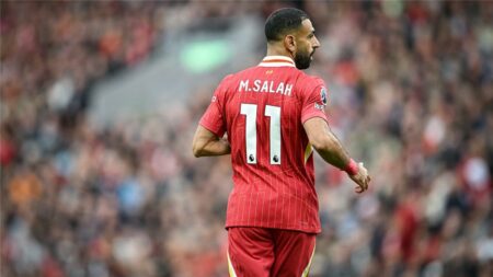 ميرور: ليفربول يتخذ قرارًا طارئًا بشأن مستقبل محمد صلاح