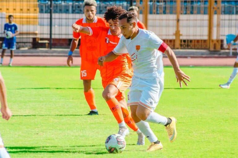 رئيس المنصورة يعلن قرار الإدارة بشأن أحمد شاهين بعد تعديه على المدرب